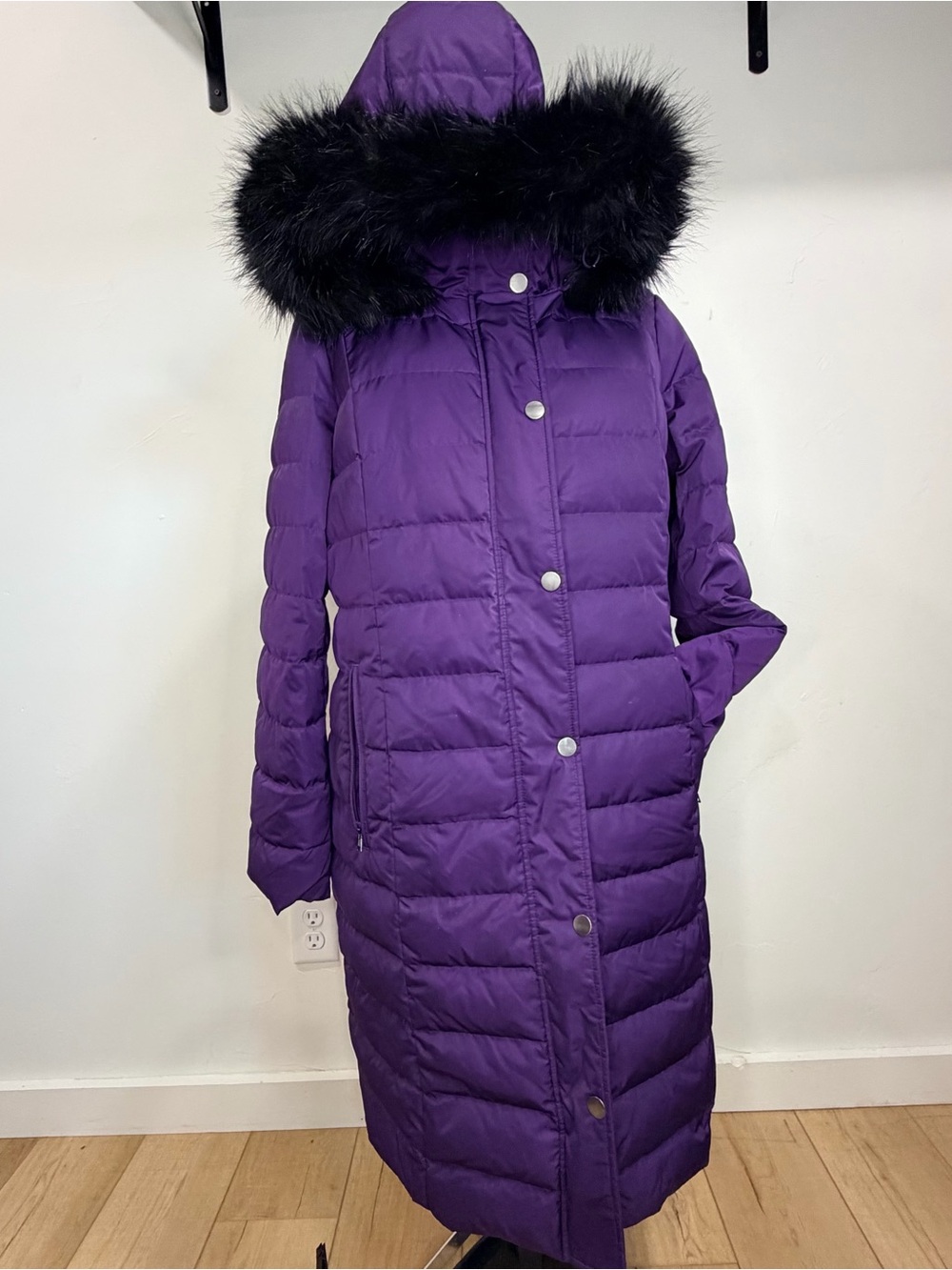 Lands' End Women's Long Down Puffer Coat Purple Faux Fur Hood XL 18 Maxi 40"